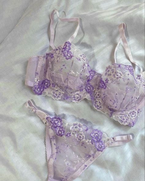 Tecna Aesthetic, Lavender Lingerie, Matching Lingerie Sets, Lace Lingerie Outfit, Cute Lingerie Sets, Pastel Lingerie, Lingerie Aesthetic, Flower Lingerie, Aesthetic Fairy