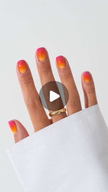 Manucurist on Instagram: "STUNNING SUNSET NAIL ART🌅
Choose this cute nail art that totally vibes with those chill sunset moments, rocking shades like Abricot, Sunset, Pétula, and Wisteria for a super cool gradient! 🌺🌇

Optez pour ce joli nail art qui reflète parfaitement les doux moments de fin de journée d’un sublime couché de soleil avec les teintes Abricot, Sunset, Pétula et Wisteria pour ce super dégradé ! 🌺🌇

#manucurist #summer #nailart #green #sunset #summernails" Nailart Green, Sunset Nail Art, Summer Nailart, Cool Gradient, Gradient Nail Art, Green Sunset, Sunset Nails, Stunning Sunset, Cute Nail