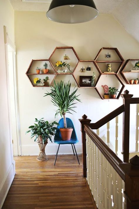 Hexagonal Shelves Diy Honeycomb, Honeycomb Shelves, Diy Casa, Boho Stil, Beautiful Mess, My New Room, Open Plan, Doterra, My Dream Home