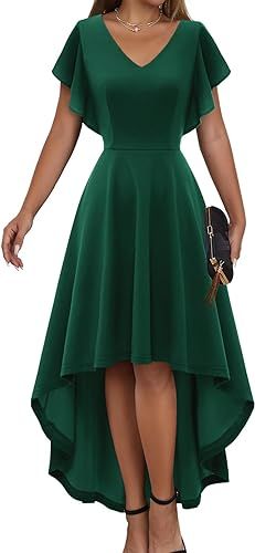 Semi Formal Dresses Dark Green, Green Dresses To Wear To A Wedding As A Guest, Shoes That Go With Dark Green Dress, Semi Formal High School Dance Dresses, Dress For School Party, Christmas Banquet Dresses, Wedding Guest Dress For Teens, Dark Green Graduation Dress, Winter Semi Formal Dresses For Teens
