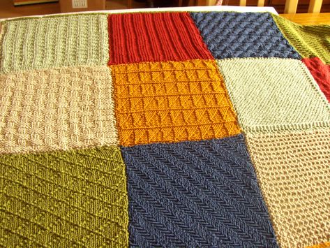 Knitted squares blanket | A skien and pattern sent every mon… | Flickr Knit Blanket Squares Block Patterns, Knitted Squares Blanket, Knitted Squares, Summer Baby Blanket, Quick Knitting Projects, Squares Blanket, Knitting Squares, Knitted Blanket Squares, Fall Blanket