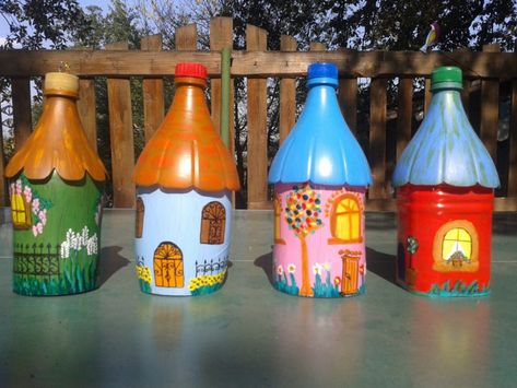 Pop Bottle Crafts, Soda Bottle Crafts, Reuse Plastic Bottles, Plastic Bottle Flowers, Plastic Bottle Art, Diy Plastic Bottle, Folding Origami, Fairy Garden Crafts, Diy Bottle Crafts