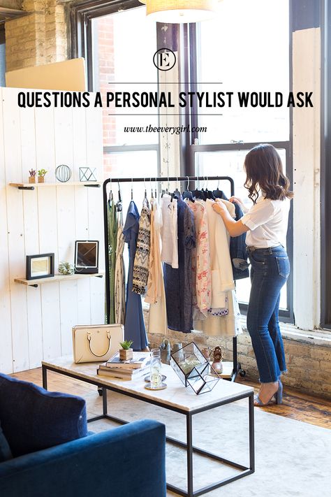 Maybe you’re one of those effortless dressers: The girl who knows her color palette, what hangs best where, and how Boutique Pictures, Stylist Lifestyle, Wardrobe Organiser, Styling Services, Personal Fashion Stylist, Stylist Tips, Luxury Wardrobe, Model Citizen, Stylist Outfit