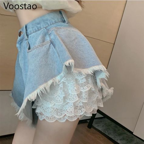 Couture, Crop Top And Sweatpants, Lace Jean Shorts, Trendy Summer Fits, Sundress Outfit, Estilo Harajuku, Hip Hop Jeans, Lace Denim Shorts, Denim Pants Fashion