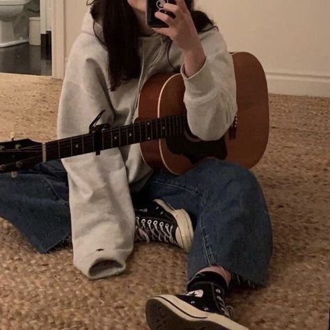 Vejle, Guitar Girl, Music Aesthetic, Autumn Aesthetic, 가을 패션, Love You More Than, Grunge Aesthetic, Love You More, Look Cool