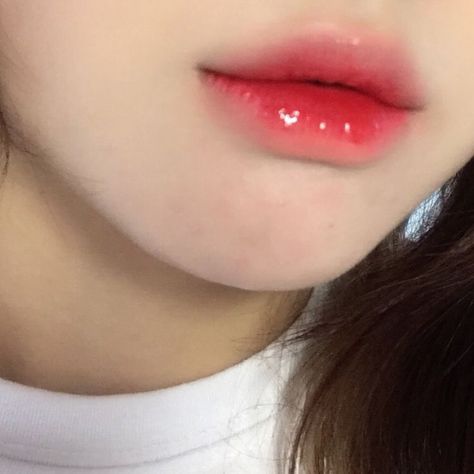 Asian Make Up, Gradient Lips, Korean Lips, Korean Eye Makeup, Ulzzang Makeup, Lip Makeup Tutorial, Lip Beauty, Beautiful Lips, Asian Makeup