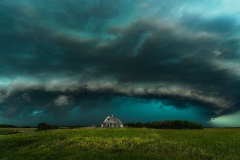 Nature, Thunderstorm Painting, Supercell Thunderstorm, Weather Photography, Painting Reference, Wild Weather, Summer Storm, Photo Competition, Natural Phenomena