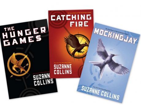 Hunger Games Book Cover, Hunger Games Book Series, The Hunger Games Books, The Hunger Games Book, Hunger Games Books, Hunger Games Series, Suzanne Collins, Hunger Games Trilogy, The Embrace