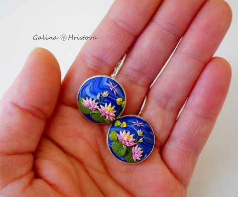 Fimo, Clay Embroidery, Japanese Lotus, Embroidery Earrings, Polymer Clay Embroidery, Polymer Clay Flower Jewelry, Lotus Earrings, Polymer Clay Jewelry Diy, Cute Polymer Clay