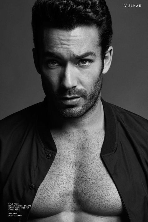 Aaron Diaz, Greg Vaughan, Latin Fashion, Pan Am, Music Fashion, Male Face, Attractive Men, Hair Stylist, Beautiful Men