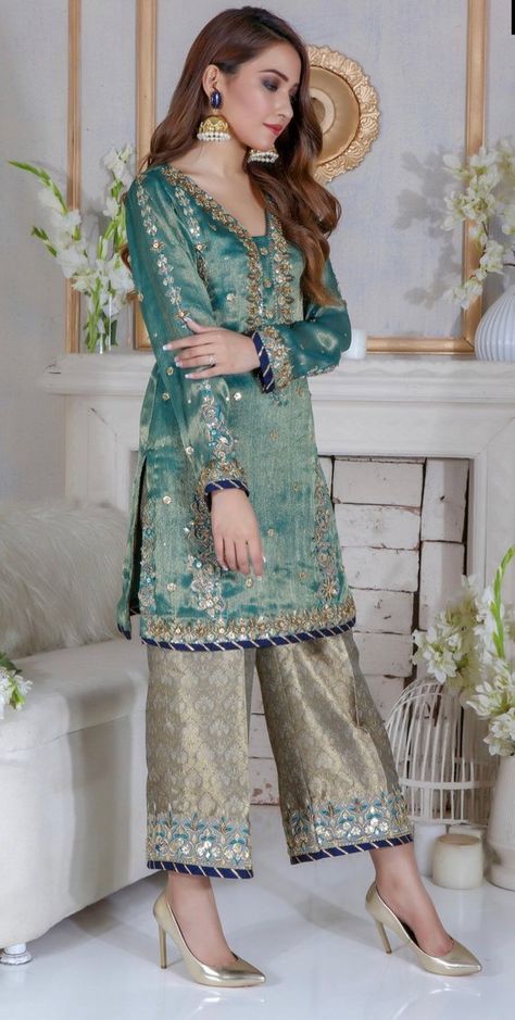 Couture, Bollywood Women, Luxury Pret, Designer Salwar Kameez, Pakistani Formal Dresses, Pakistani Party Wear, Gaun Fashion, Pakistani Wedding Outfits, Salwar Kamiz