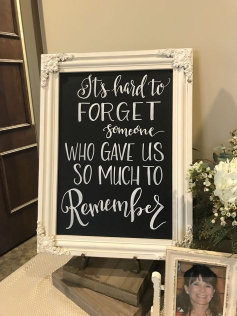 Memorial Get Together Ideas, In Memory Ideas For Funeral, Teacher Funeral Ideas, Funeral Arrangements For Grandma, Celebration Of Life Memorial Signs, Funeral After Party Decor, Memorial Table For Funeral, Memorial Service Centerpiece Ideas, Remembrance Party Ideas