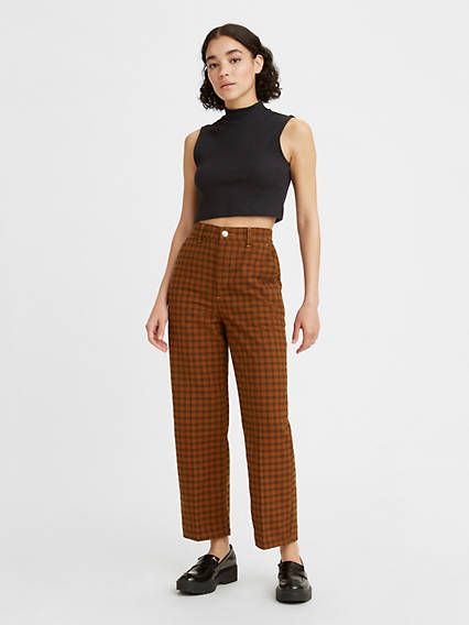 School is now in session. These Math Club Slacks have an elastic waistband for maxed-out comfort, supported by a clean silhouette with pressed pleats and an ankle-grazing hem so you can show off both your socks and kicks. Straight-leg pants for a clean, smooth fit Relaxed fit with a polished pleat finish Math Club, Women's Pants, Mode Inspiration, Look Cool, Get Dressed, Look Fashion, Pretty Outfits, Work Outfit, Fashion Inspo Outfits