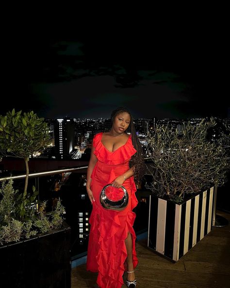 Exactly who I think I am❤️‍�🔥 @prettylittlething Ruffle Dress Outfit, Trendy Outfits Spring, Makeup Red Dress, Dinner Party Birthday, Makeup Looks For Red Dress, Street Wear Style, Dress Dinner, Red Ruffle Dress, Red Dress Long