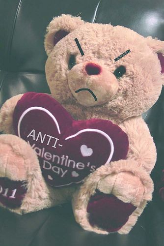 Bears against Valentine's Day     #bearaddiction #bear #beary #wildlife #teddy #fur #addiction I Hate Valentine's Day, Hate Valentines Day, Valentines Day Teddy Bear, Singles Awareness Day, Angry Bear, Valentines Day Memes, Valentines For Singles, Anti Valentines, Galentines Party