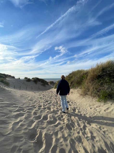 sea, hike, walking, beach, autumn, cozy, sand, aesthetic Beach Walk Aesthetic, Sand Aesthetic, Beach Autumn, Sea Walk, Walking Beach, Beach Walks, Sea Photography, Lazy Girl, Summer 3