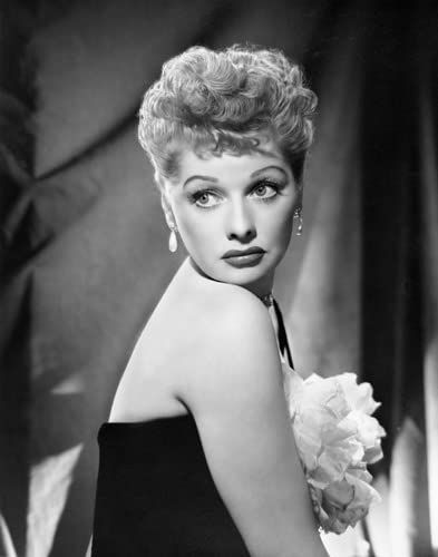 Lucille Ball Lucille Ball, Ball Makeup, Bette Davis Eyes, Ball Aesthetic, Classic Hollywood Glamour, Vintage Hollywood Glamour, Old Hollywood Actresses, Love Lucy, I Love Lucy