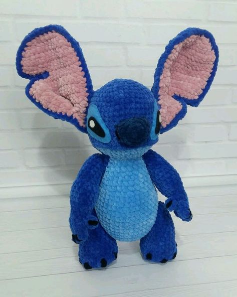 Stitch Amigurumi Free Pattern, Scrump Lilo And Stitch, Lelo And Stitch, Stitch Ears, Knitted Stuffed Animals, Disney Crochet Patterns, Amigurumi For Beginners, Crochet Toys Free Patterns, Stitch Doll