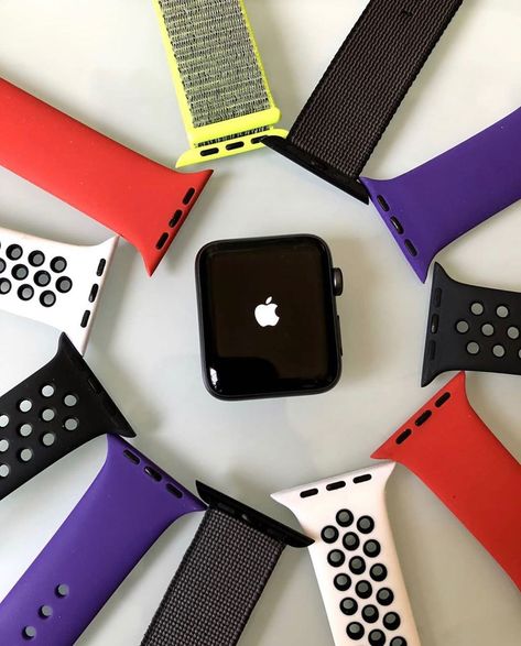 Applewatch Fashion, Iphone Watch Bands, Cute Apple Watch Bands, Apple Watch Fitness, Mac Store, Iphone Wallpaper Logo, Apple Watch Fashion, Apple Watch Bands Sports, Apple Watch Series 5