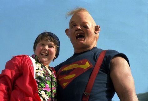 Las Vegas, Ugly Characters, Sloth Goonies, Los Goonies, Goonies 1985, Hulk Character, Film Characters, Johnny Galecki, The Goonies