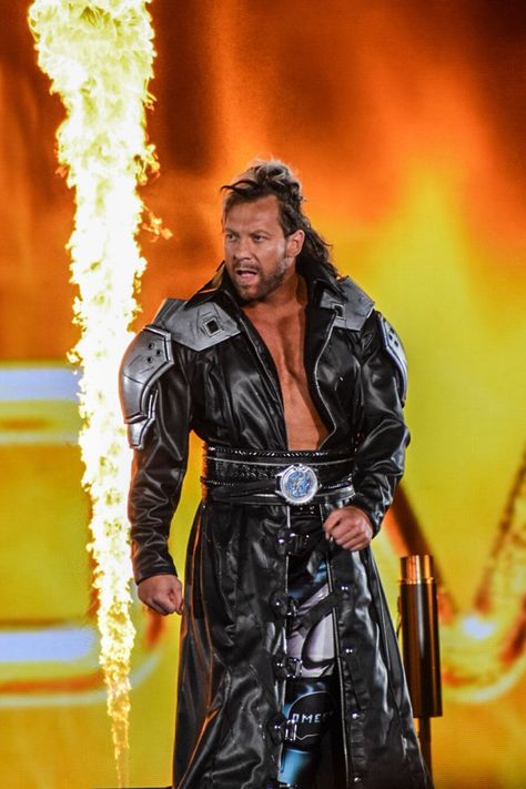 The Elite Aew Wallpaper, Pro Wrestling Gear Ideas Men, Kenny Omega Wallpaper, Aew Superstars, Glow Wrestling, Wrestling Aesthetic, Wrestling Pics, Aew Wrestling, Japanese Wrestling