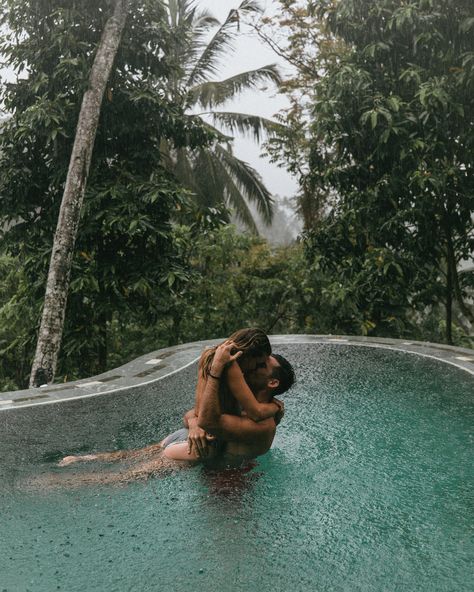 The Ultimate 3-Week Bali Travel Guide. — Our Travel Passport Ubud, Drømme Liv, Voyage Bali, Bali Travel Guide, Kissing In The Rain, Photo Couple, Bali Travel, Travel Goals, Travel Couple
