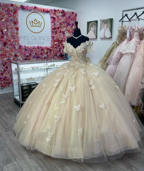 Quinceanera Dresses Butterfly, White And Gold Quinceanera Dresses, Butterfly Quince Dress, Butterfly Quinceanera Dress, Champagne Quince Dresses, White Quince Dress, Quinceanera Dresses Princess, Quinceanera Dresses Champagne, Light Pink Quinceanera Dresses