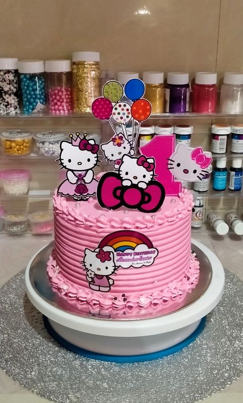 Hello Kitty Design Cake, Hello Kitty Cake Decorations, Hello Kity Cakes With Printable Topper, Kue Tart Hello Kitty, Kue Ultah Hello Kitty Topper, Kue Ultah Hello Kitty, Cartoon Cake Designs Birthday, Simple Hello Kitty Cake Design, Hello Kitty Cake Design Birthday