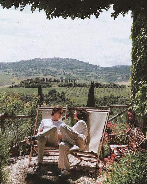 wine country #travel Northern Italy, Travel Couple Quotes, Lev Livet, Inspirerende Ord, Couple Travel, Italy Aesthetic, Foto Tips, Foto Vintage, Trik Fotografi