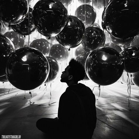 The Weeknd Black And White Aesthetic, The Weeknd Dark Aesthetic, House Of Balloons Aesthetic, House Of Balloons The Weeknd, Black And White Widgets, Xo Aesthetic, Trilogy Aesthetic, The Weeknd Trilogy, Savage Mode