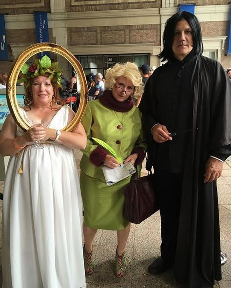 Pin for Later: 30+ Harry Potter Group Costume Ideas For Anyone Trying to Forget They're a Muggle The Fat Lady, Rita Skeeter, and Severus Snape Harry Potter Party Costume, Harry Potter Family Costume, Harry Potter Fancy Dress, Harry Potter Dress Up, Harry Potter Motto Party, Harry Potter Costume Diy, Harry Potter Kostüm, Group Costume Ideas, Harry Potter Groups
