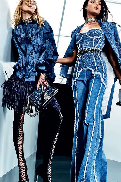 Denim Outfits, Denim On Denim, Balmain Resort, Look Jean, Denim Inspiration, Denim Ideas, Kleidung Diy, Denim Wear, Mode Jeans