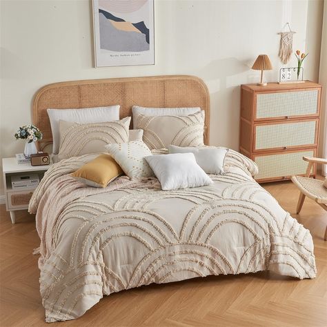 Materials: The Comforter, the perfect addition to your bedding collection. Our comforter is not only stylish but also functional, making it a must-have for any season. Boho Bedroom Comforter Sets, Tan Comforter Bedroom Ideas, Tan Comforter Bedroom, Cream Comforter Bedding, Linen Bedroom Ideas, Neutral Comforter Sets, Cow Bedroom Ideas, Beige Comforter Bedroom Ideas, Bed Spreads Aesthetic