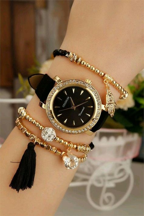 Small Watches Women, Stylish Watches For Girls, Watches For Girls, Pretty Watches, Trendy Watches, Fancy Watches, Cute Watches, Pola Gelang, Ladies Watches