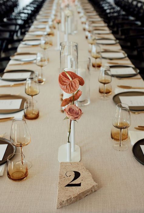 Single Stem Table Decor Wedding, Montessori, Single Flower Wedding Table Decor, Single Stem Vases Wedding, Single Stem Wedding Table, Single Stem Table Decor, Single Stem Wedding Centerpieces, Single Stem Centerpiece, Single Flower Centerpiece