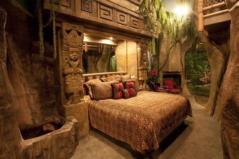 Coolest Themed Hotel Rooms in the World: Disney, Batman, and More | Cheapism.com Themed Hotel Rooms, Hotel Room Design Plan, Theme Hotel, Wedding Bed, House Flippers, Motel Room, Glamping Resorts, Themed Rooms, Hotel Room Design