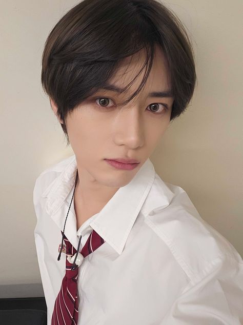 3/3/2024 Weverse update  i was happy ❤️  🧸 moa!! i’ll go spend some time with my mom and dad today!!!!!!!!!!!!! 🧸 i was really happy because of our moas today, thank you 🥰🥰🥰 Salsa, Beomgyu Weverse, Beomgyu Txt, Tomorrow X Together, What’s Going On, Cutie Patootie, Pretty People, How To Look Better, Books Wattpad