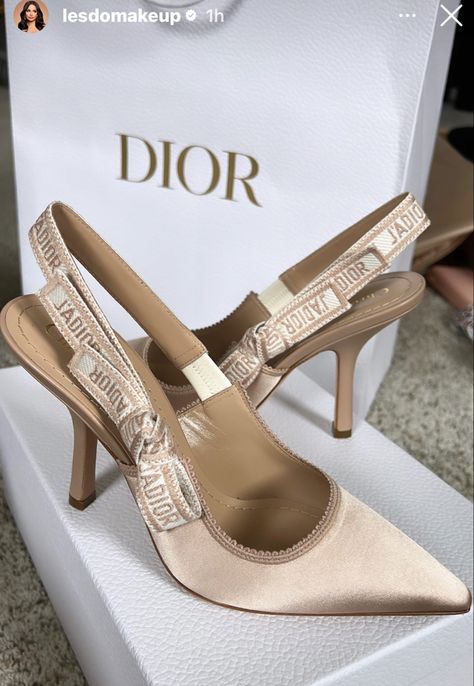 Dior Slingback Pumps, J'adior Slingback Pump, Dior Slingback Heels, Dior Slingbacks, Classy Shoes Heels, Dior Slingback, Dior Pumps, Versace Pumps, Elegant Shoes Heels