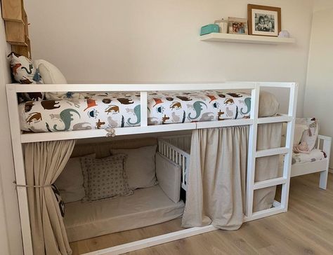 Ikea Kura Hacks, Ikea Childrens Bedroom, Bed Hacks, Ikea Loft, Kura Ikea, Ikea Loft Bed, Ikea Bed Hack, Boy And Girl Shared Bedroom, Ikea Kura Bed