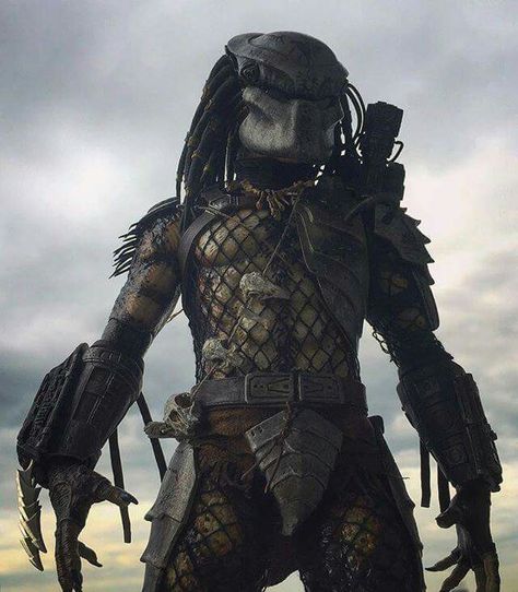 Yautja Armor, Feral Predator, Predators Film, Predator Artwork, Predator Alien Art, Christian Jokes, The Predator, Halloween 3, Scream Movie