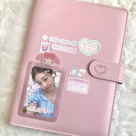 @ wonyorio on ig #ive #wonyoung #binder #kpop Kpop Photocard Binder Fillers, Ive Albums Kpop, Pc Binder Deco, Binder Aesthetic Ideas, Binder Filler Printable Kpop, Photocard Binder Aesthetic, Kpop Pc Binder, A5 Binder Kpop, Kpop Binder Cover Ideas