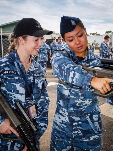 Australian 🇦🇺Female Soldier - air force Female Air Force Aesthetic, Air Force Australia, Australian Air Force Cadets, Air Force Uniform Women, Us Air Force Women, Female Air Force, Air Cadets, Air Force Uniforms, Air Force Women