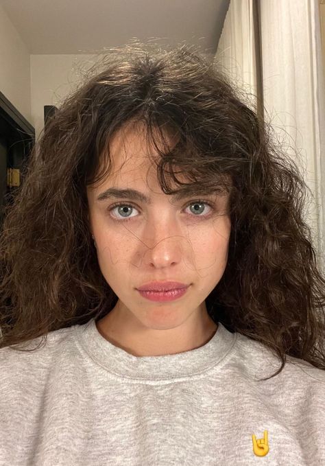 Margaret Qualley Tumblr, Harriet Kilpatrick, Celeb Selfies, Happy Place Emily Henry, Margaret Qualley, Emily Henry, Looks Vintage, Happy Place, True Beauty