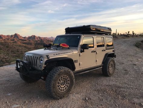 Roof Rack & Rooftop Tent, Help Please! | Jeep Wrangler Forum Jeep Wrangler Forum, Rooftop Tent, Cross Country Road Trip, Bay Lights, Roof Lines, Aluminum Roof, Fire Extinguishers, Top Tents, Shoe Bags