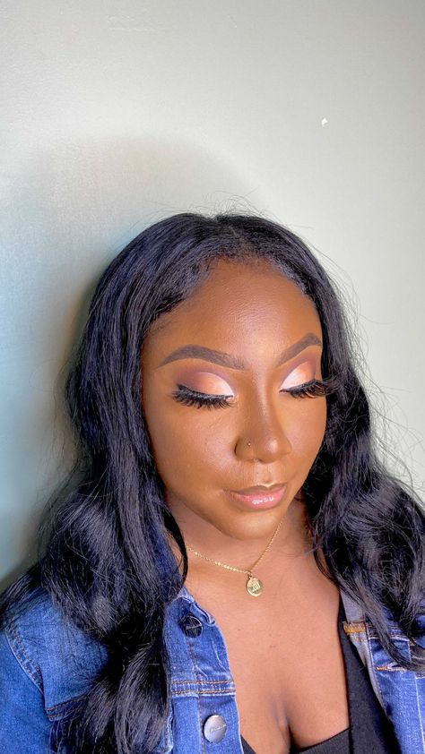 Cut Crease Eyeshadow Black Women, Cut Crease Makeup Looks, Crease Eyeshadow, Maquillage Yeux Cut Crease, Cut Crease Eyeshadow, Makeup For Black Skin, Cut Crease Makeup, Black Women Makeup, Women Makeup