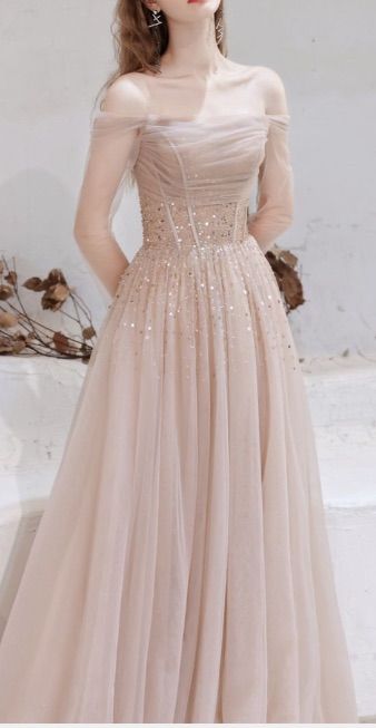 Party Outfit Formal Classy, Prom Dress Korean Style, Prom Gown Elegant For Teens, Dress Promnight Elegant, Korean Evening Gown, Prom Dresses Asian, Dress Promnight, Korean Gown, Prom Gown Elegant