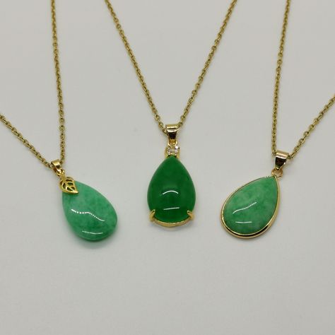 Excited to share the latest addition to my #etsy shop: Genuine Green/Two Tone/White/Green Tear Drop Jade Pendant Necklace - 18 Inches Gold Chain https://etsy.me/2ZFhKqg #jade #unisexadults #greenjade #jadenecklace #jadependant #jadejewelry #teardropjade #jadestone #jad Jade Stone Jewelry Gold Necklaces, Jade Jewelry Design, Jade Necklace Pendant, Jade Pendant Necklace, Green Stone Necklace, Bridal Jewellery Design, Jade Necklace, Classy Jewelry, Jade Jewelry