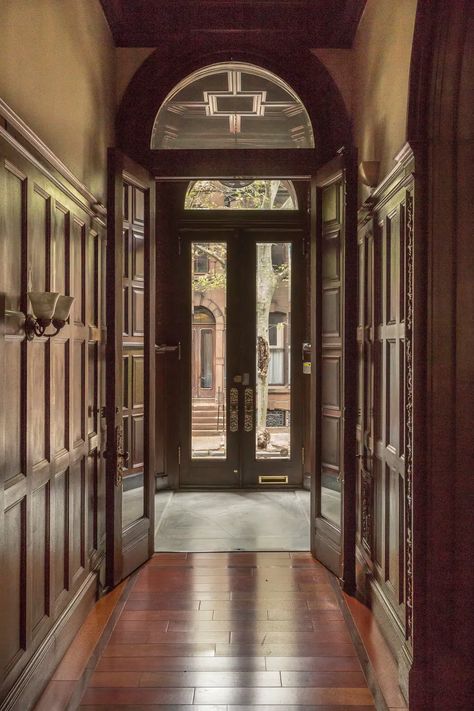 Tumblr, Brownstone Interiors, Vintage Rooms, New York Brownstone, Rittenhouse Square, Victorian Home Interior, Brooklyn Brownstone, Modern Victorian, Future Apartment