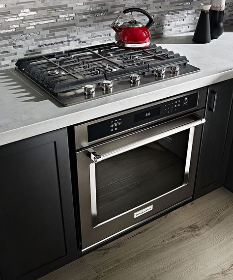 Countertop Gas Stove, 6 Burner Gas Cooktop, Countertop Stove Ideas, Built In Stove Top And Oven, Drop In Stove Top Kitchens, Modern Stove Kitchen, Gas Cooktop In Island, Cooktops In Kitchen, Oven Under Cooktop