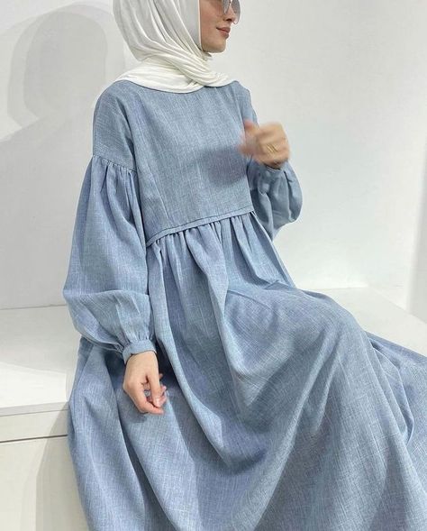 Pin by Dewiayukusuma on Quick Saves | Model pakaian hijab, Model baju wanita, Gaya model pakaian Muslim Fashion Dress Modern, Muslimah Fashion Casual, Moslem Fashion, Modest Dresses Casual, Modest Fashion Hijab, Mode Abaya, Hijabi Fashion Casual, Fashion Muslim, Muslim Fashion Hijab